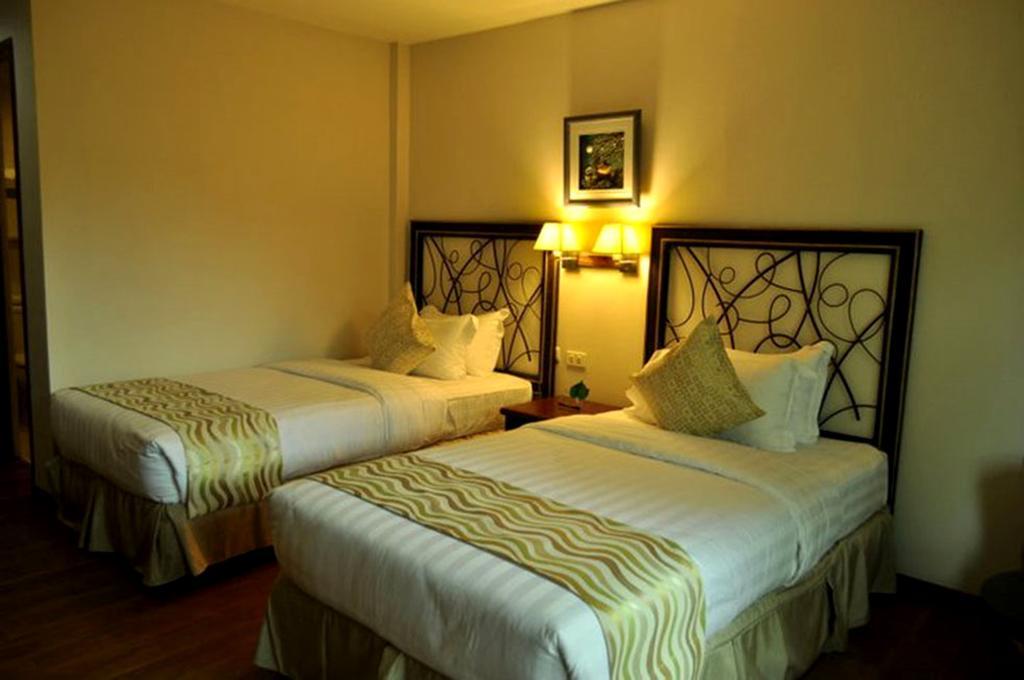 Mangodlong Paradise Beach Resort Himensulan Room photo